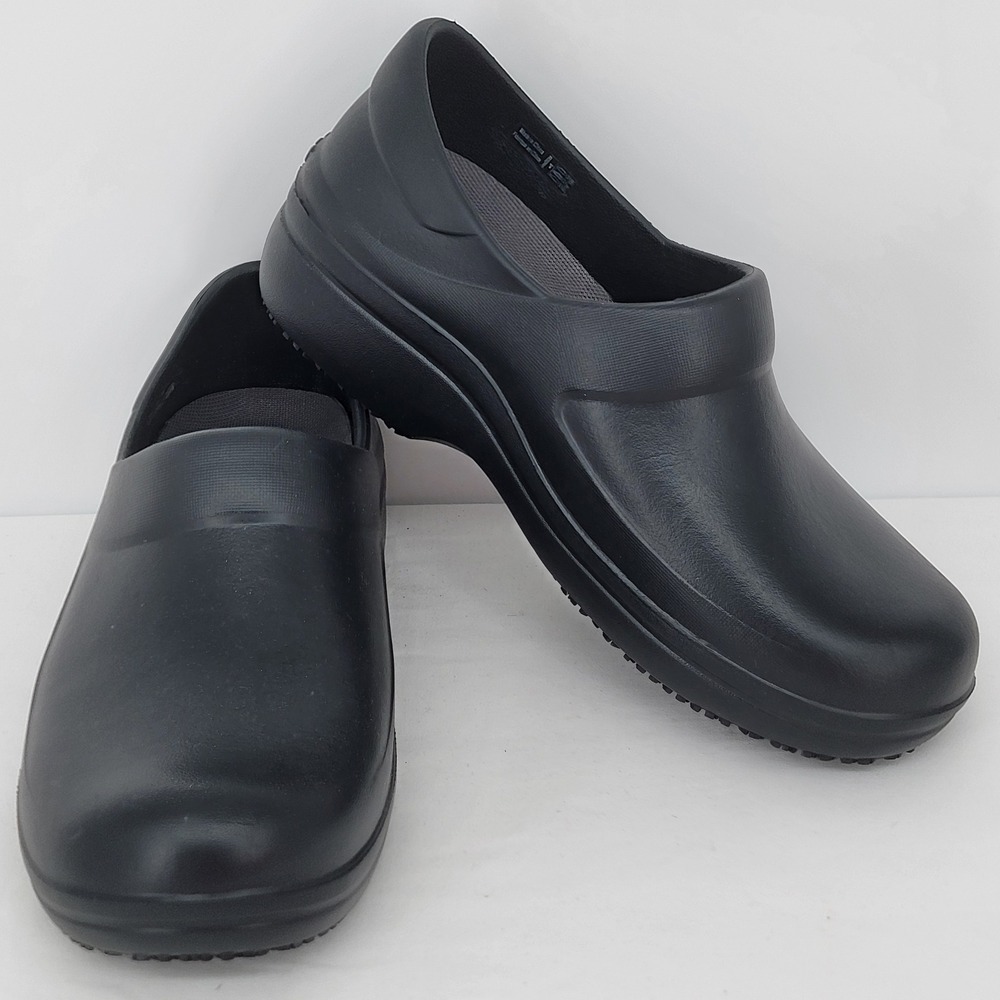 Crocs On-The-Clock Work Slip-On Clogs Black Slip Resistant Shoes Womens 8